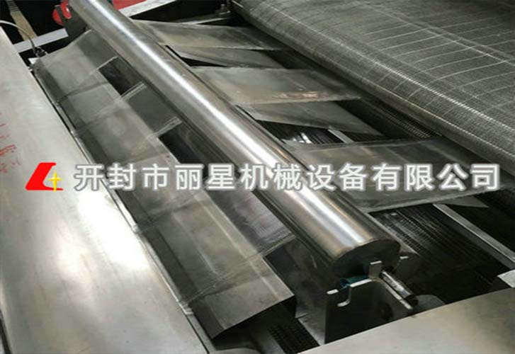 全自動(dòng)粉皮機(jī)解放雙手，日產(chǎn)3噸不停機(jī)